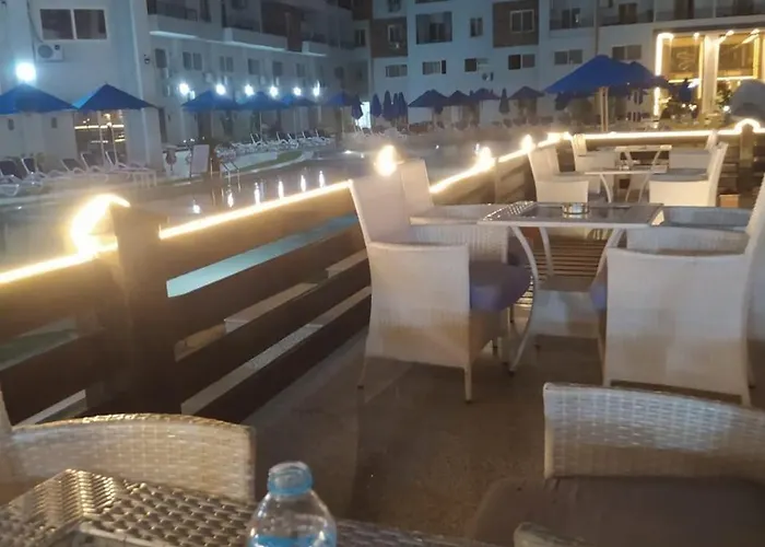 Tiba Golden شقة فندقية *